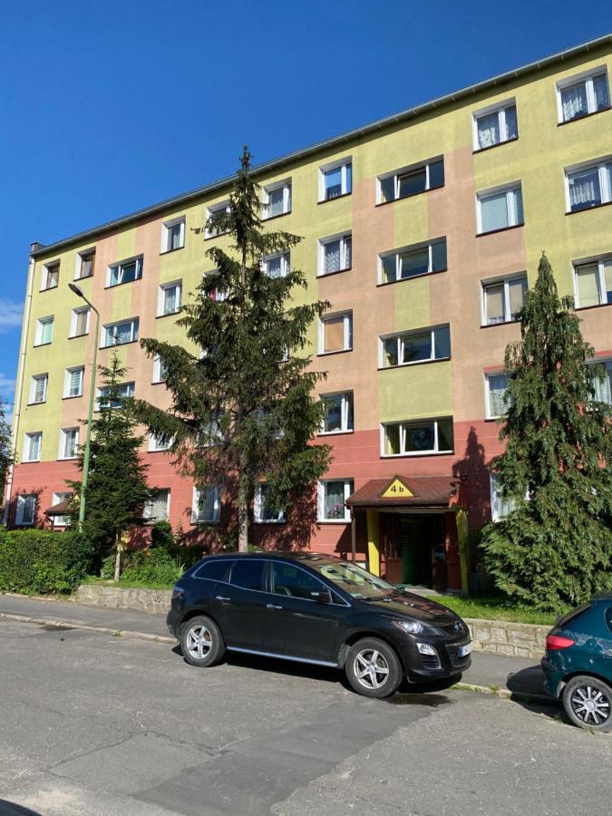 Apartament Os. Zlote 4B Dzierżoniów Exteriér fotografie